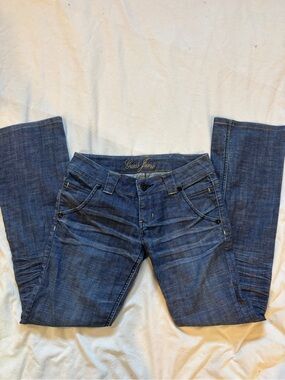 Vintage GUESS bootcut lowrise jeans with bedazzled back pockets